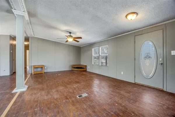 $265,000 | 42 Epsom Drive, Gordonville, TX 76245