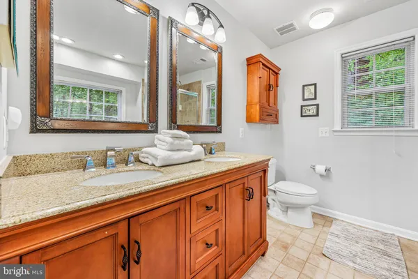 $775,000 | 15804 Corwin Place, Dumfries, VA 22025