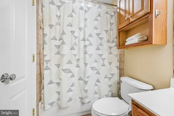 $775,000 | 15804 Corwin Place, Dumfries, VA 22025