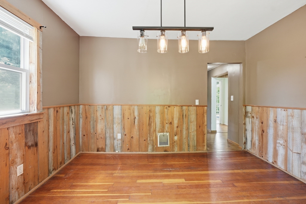 390 Main Street Hampden, MA 01036 - Photo 14 of 36