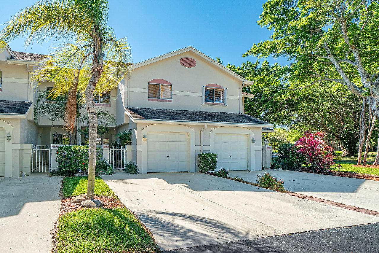 6021 Old Court Road, Unit 1107 Boca Raton, FL 33433 - Photo 3 of 41 002-6021OldCourtRd-BocaRaton-FL-small