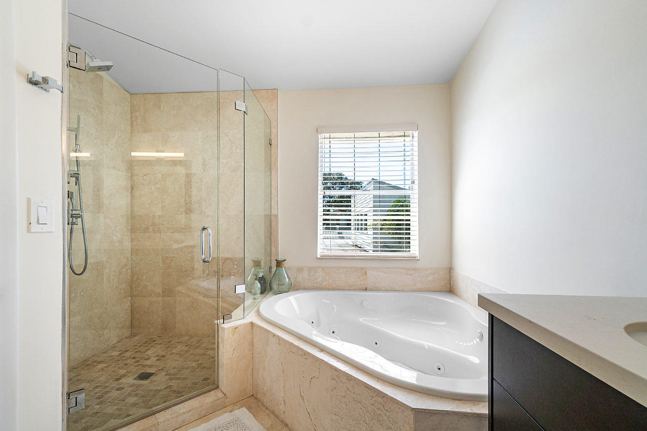 6021 Old Court Road, Unit 1107 Boca Raton, FL 33433 - Photo 31 of 41 030-6021OldCourtRd-BocaRaton-FL-small