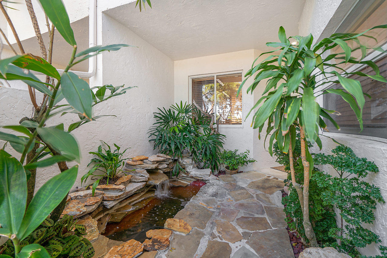 6021 Old Court Road, Unit 1107 Boca Raton, FL 33433 - Photo 5 of 41 004-6021OldCourtRd-BocaRaton-FL-small