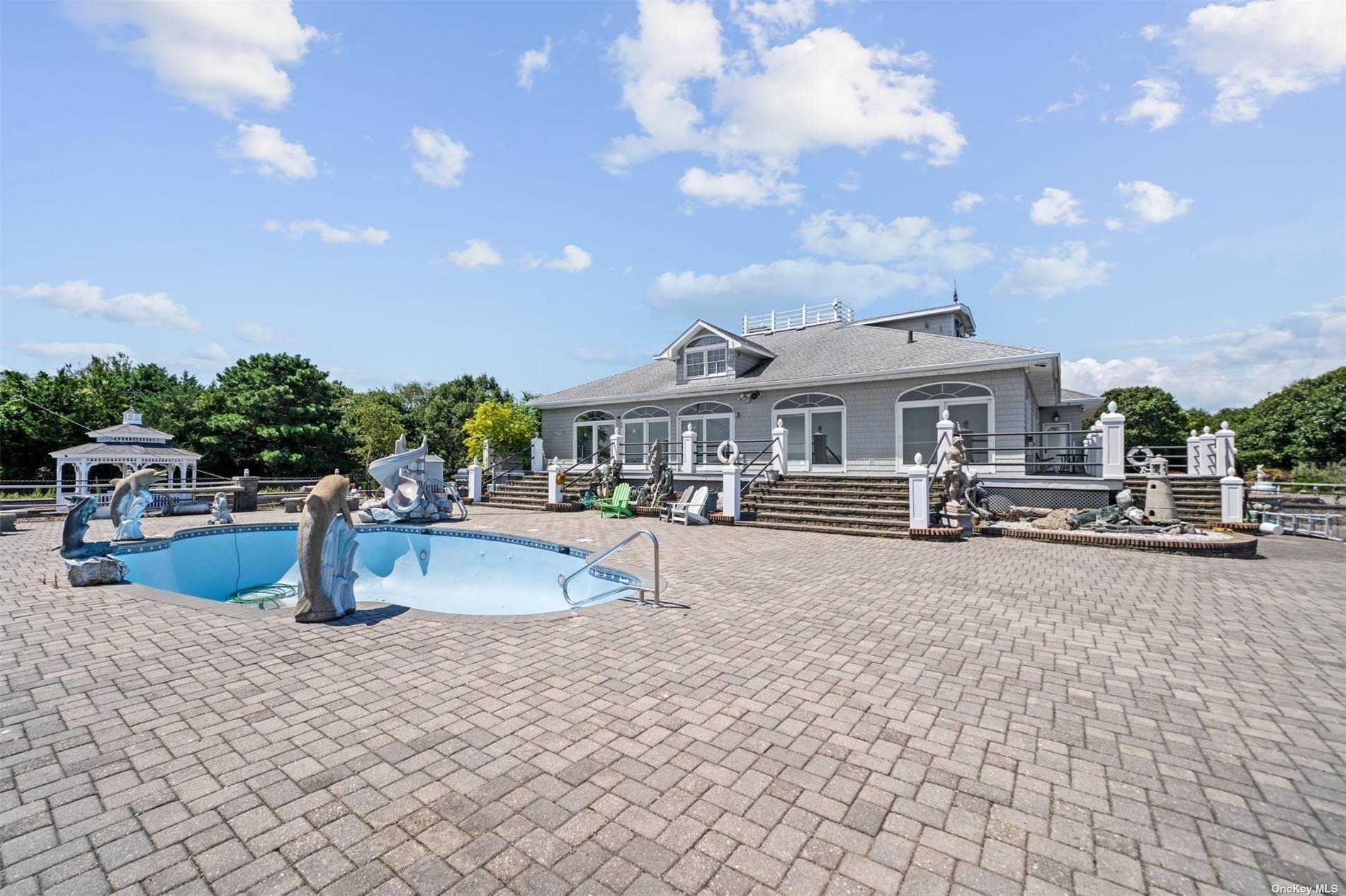 48 Old Neck Road Center Moriches, NY 11934 - Photo 22 of 31