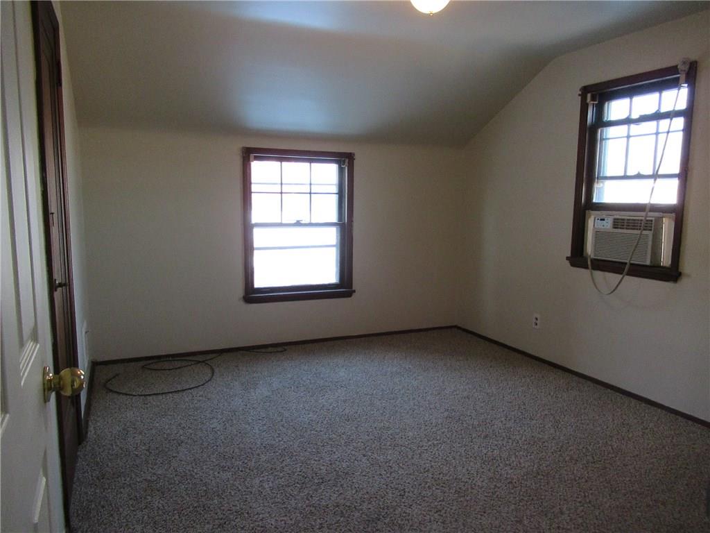 824 Geyer Road Pittsburgh, PA 15212 - Photo 12 of 21 2nd bedroom freshly painted as well