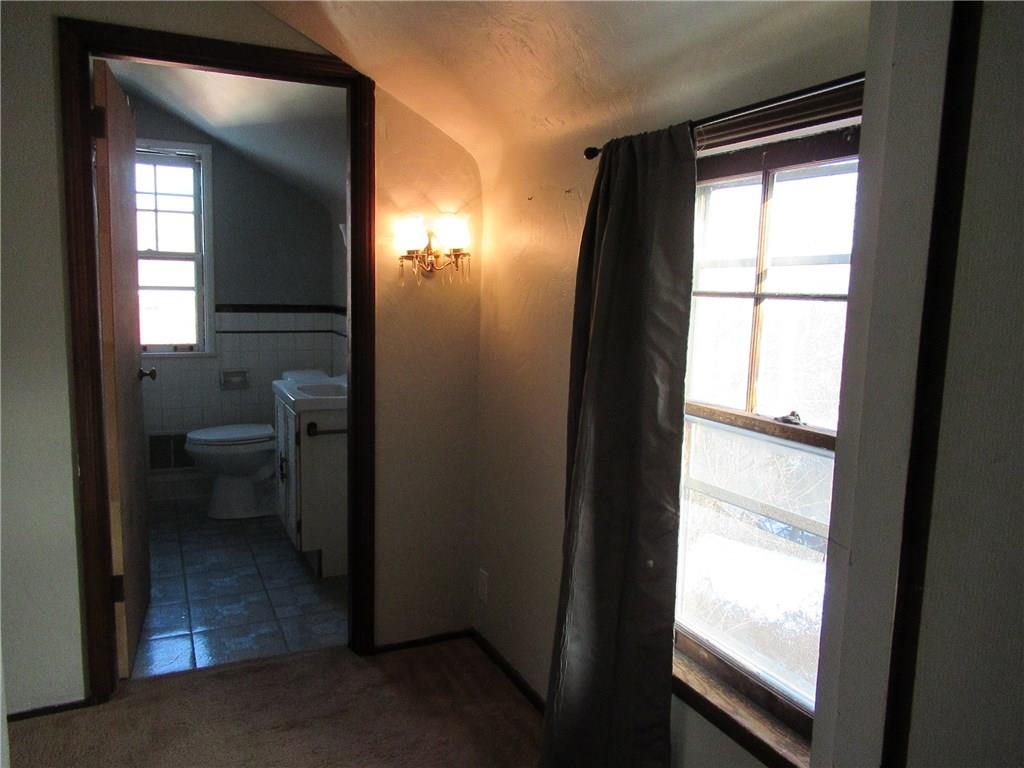 824 Geyer Road Pittsburgh, PA 15212 - Photo 14 of 21 Upstairs hall with lot of natural light for the window