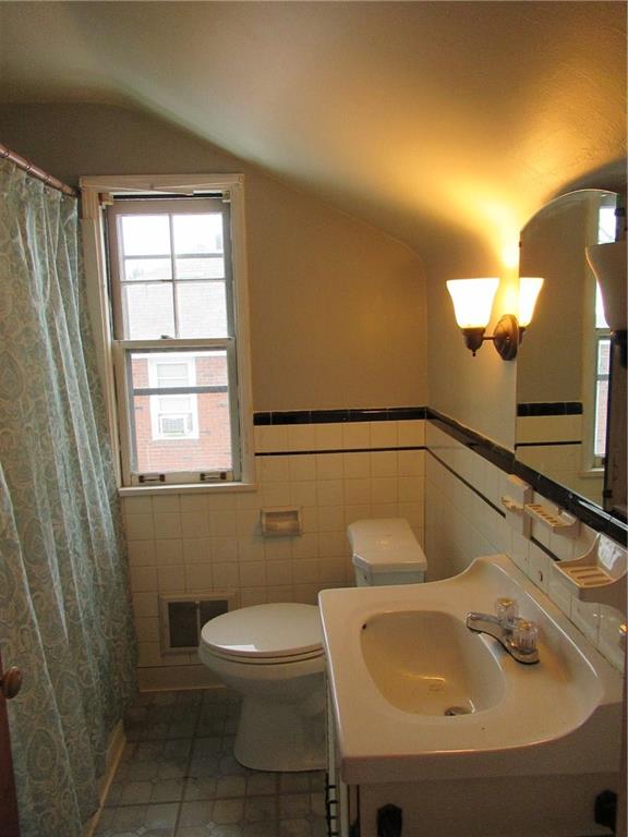 824 Geyer Road Pittsburgh, PA 15212 - Photo 15 of 21 Gallery Image 15