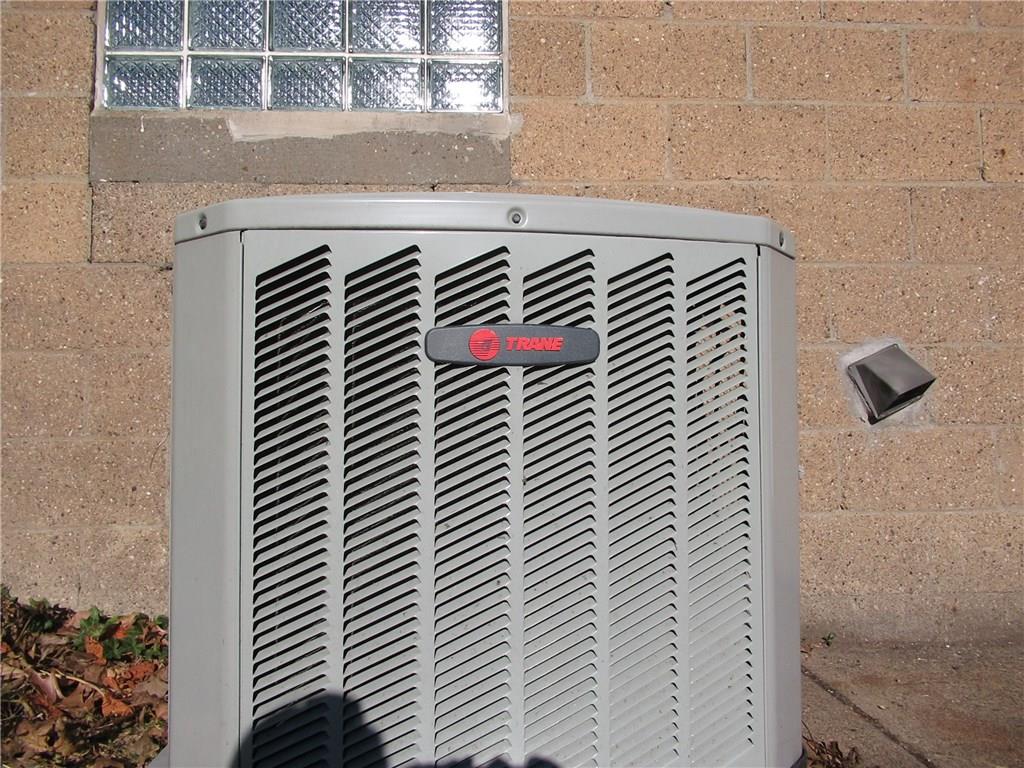 824 Geyer Road Pittsburgh, PA 15212 - Photo 18 of 21 Trane a/c only 5 years old