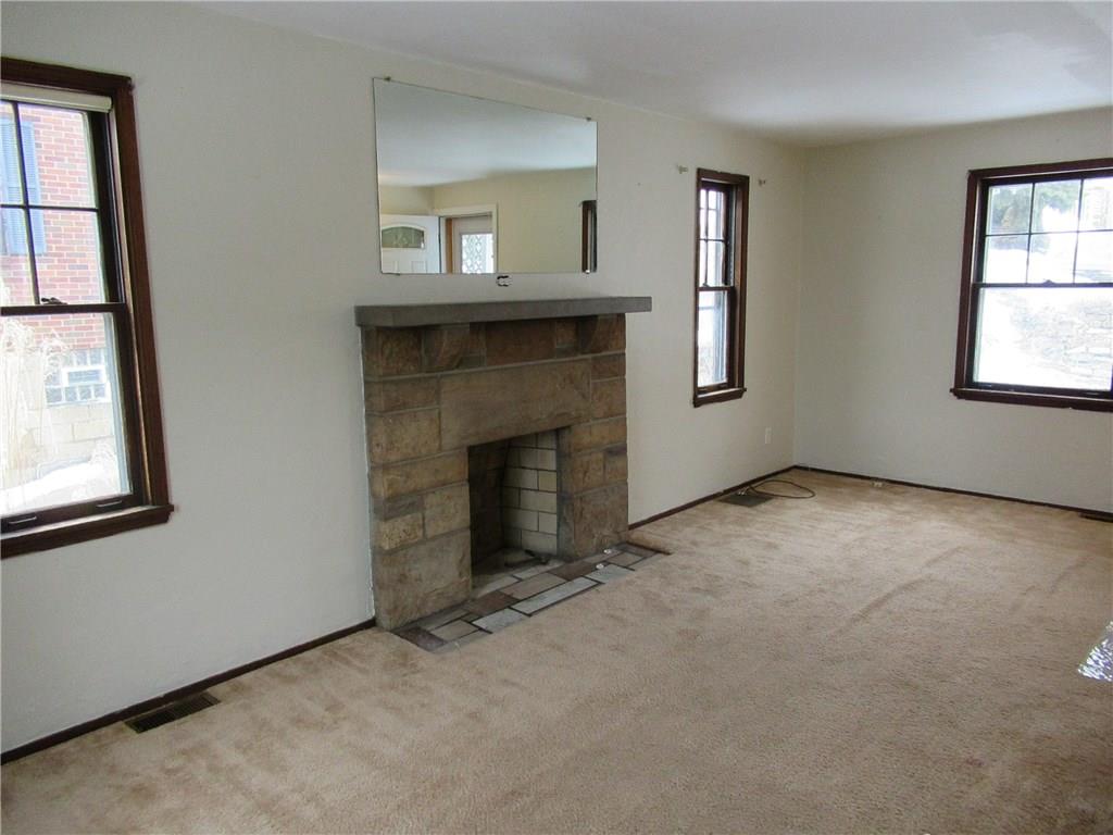 824 Geyer Road Pittsburgh, PA 15212 - Photo 3 of 21 Light and bright living room with original hardwood floors under the carpet