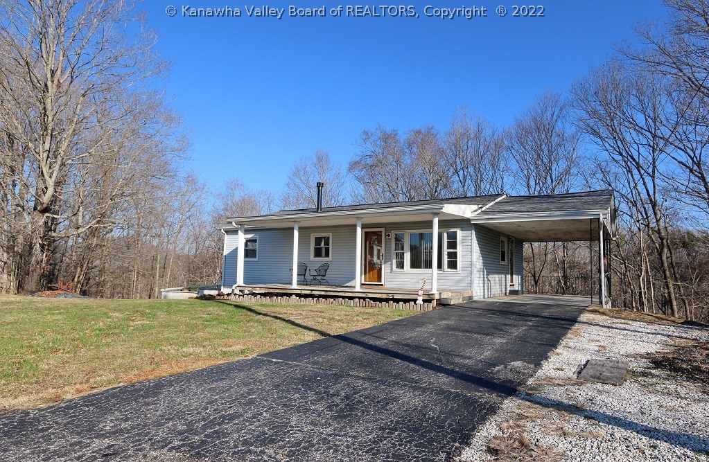 429 Church Road Elkview, WV 25071 - Photo 3 of 15 Gallery Image 3