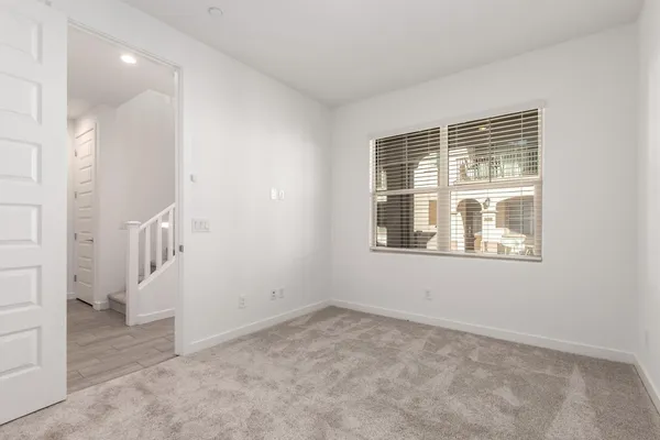 $2,295 | 4054 East Amoroso Drive, Gilbert, AZ 85296