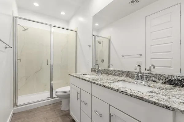 $2,295 | 4054 East Amoroso Drive, Gilbert, AZ 85296