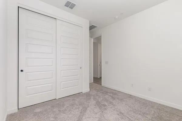 $2,295 | 4054 East Amoroso Drive, Gilbert, AZ 85296