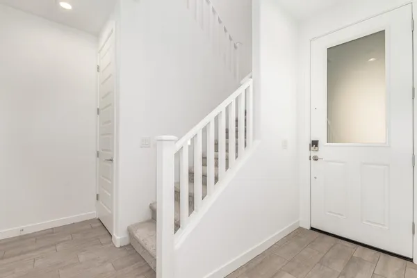 $2,295 | 4054 East Amoroso Drive, Gilbert, AZ 85296