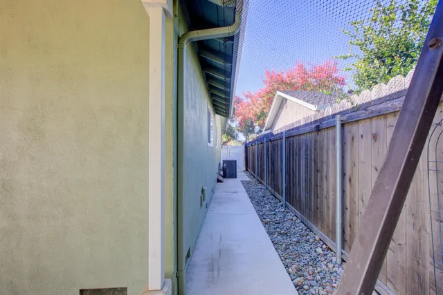 $545,000 | 3728 Fuchsia Lane, Modesto, CA 95356