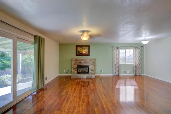 $545,000 | 3728 Fuchsia Lane, Modesto, CA 95356