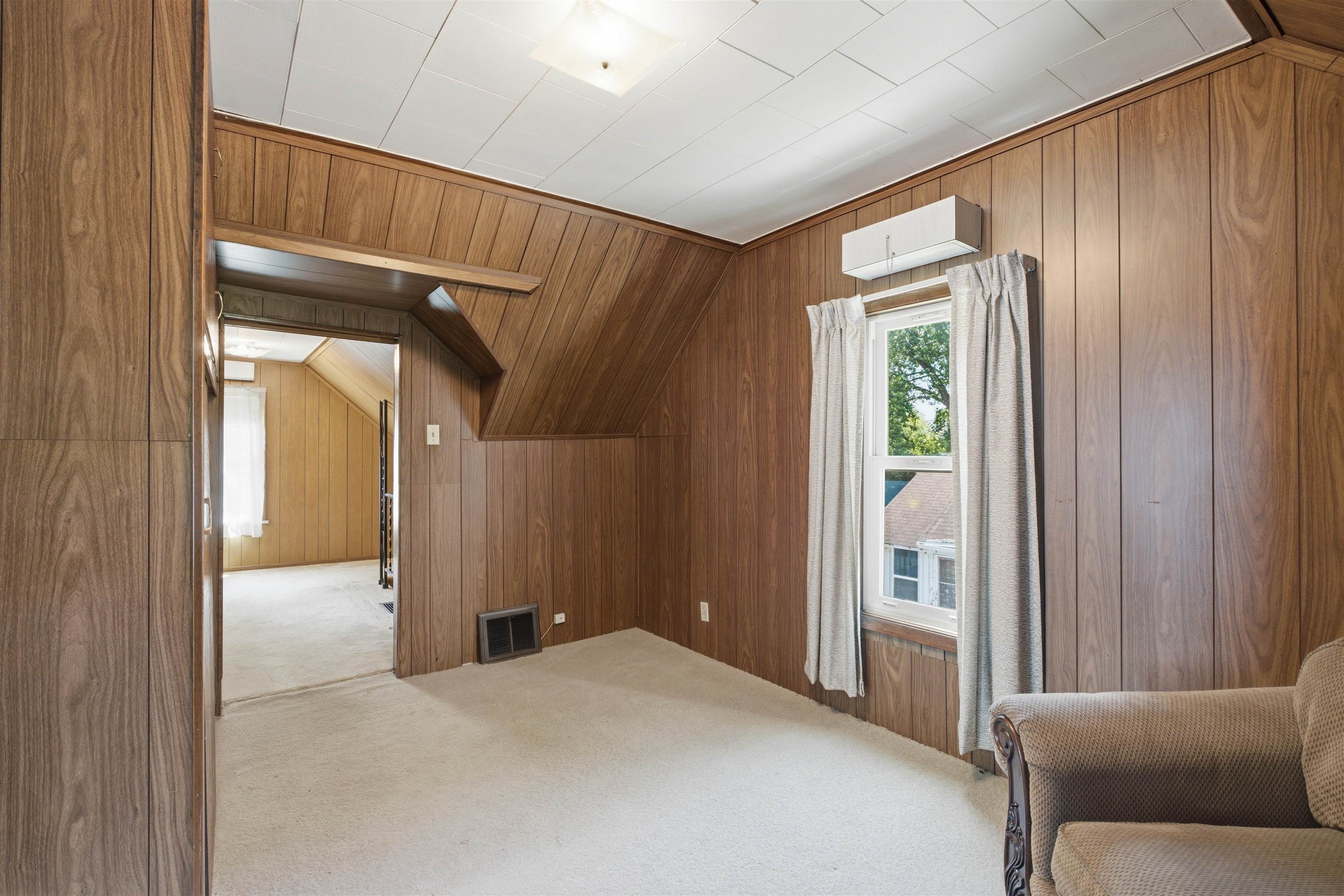 915 West Hawes Avenue Appleton, WI 54914 - Photo 13 of 24