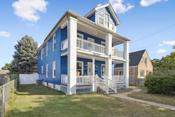 $225,000 | 434 16th Avenue, Rockford, IL 61104