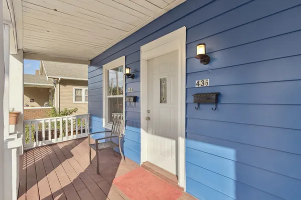 $225,000 | 434 16th Avenue, Rockford, IL 61104