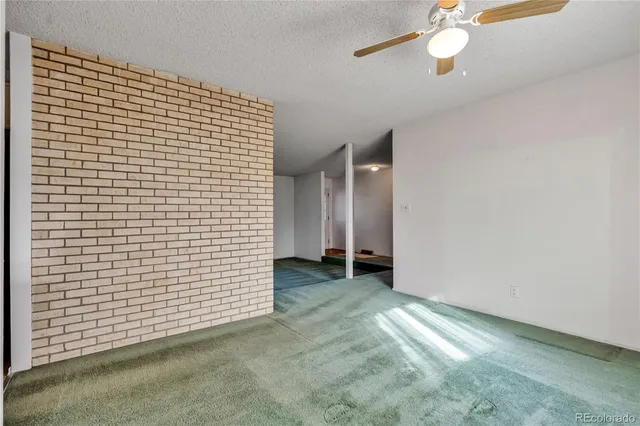 a view of livingroom