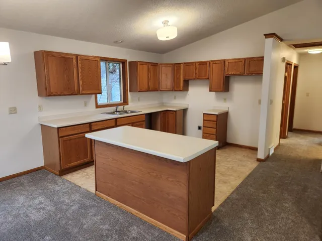 $154,900 | 1009 1st Avenue Southwest, Austin, MN 55912