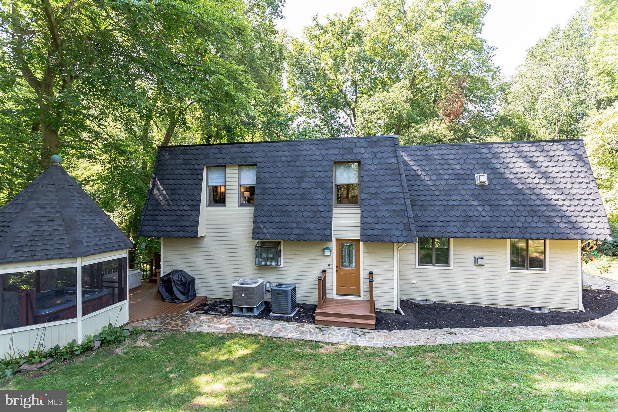 405 Snuff Mill Hill Road Hockessin, DE 19707 - Photo 22 of 41 Rear of property