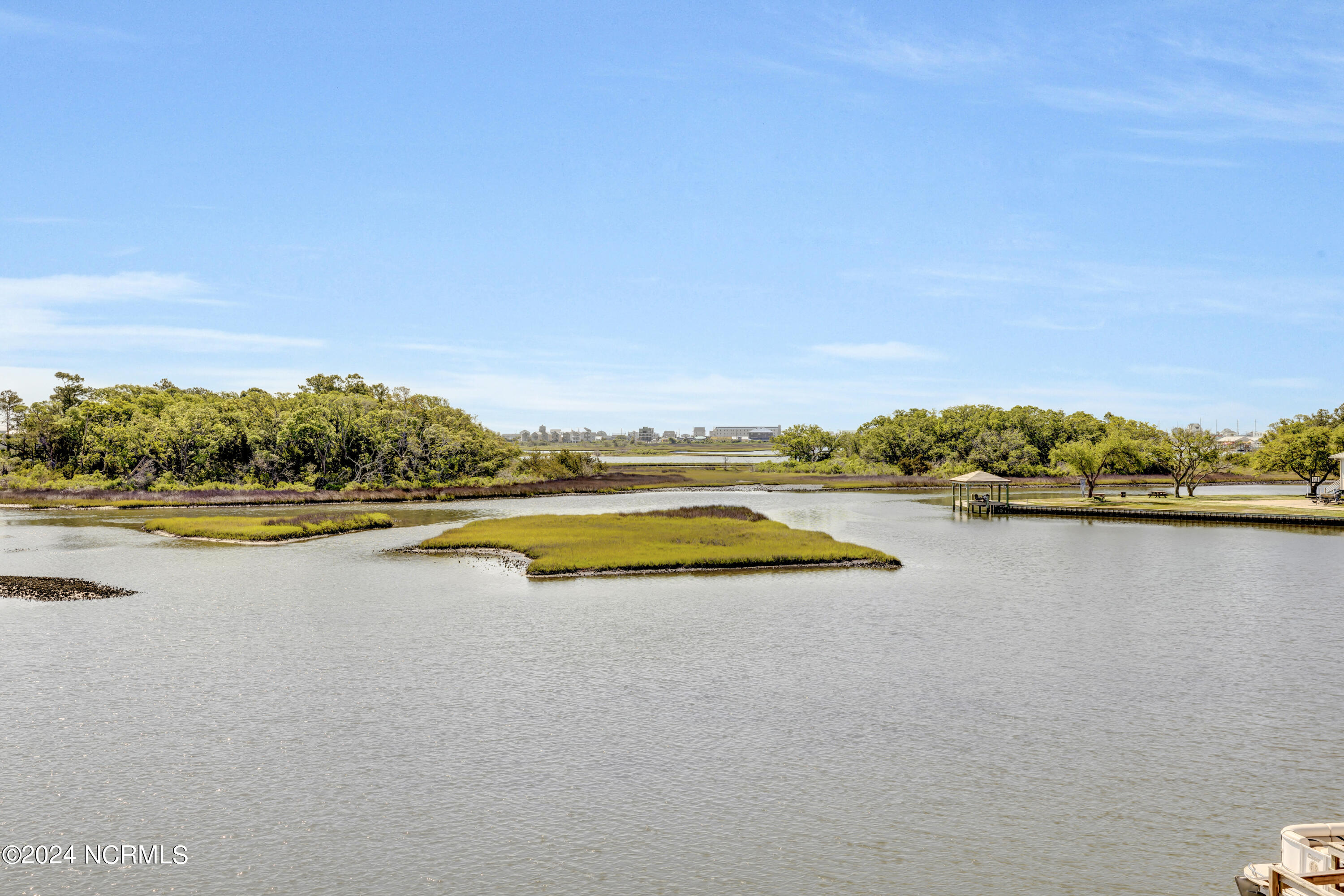 300 Atkinson Point Road Surf City, NC 28445 - Photo 37 of 47 6Q7A2695