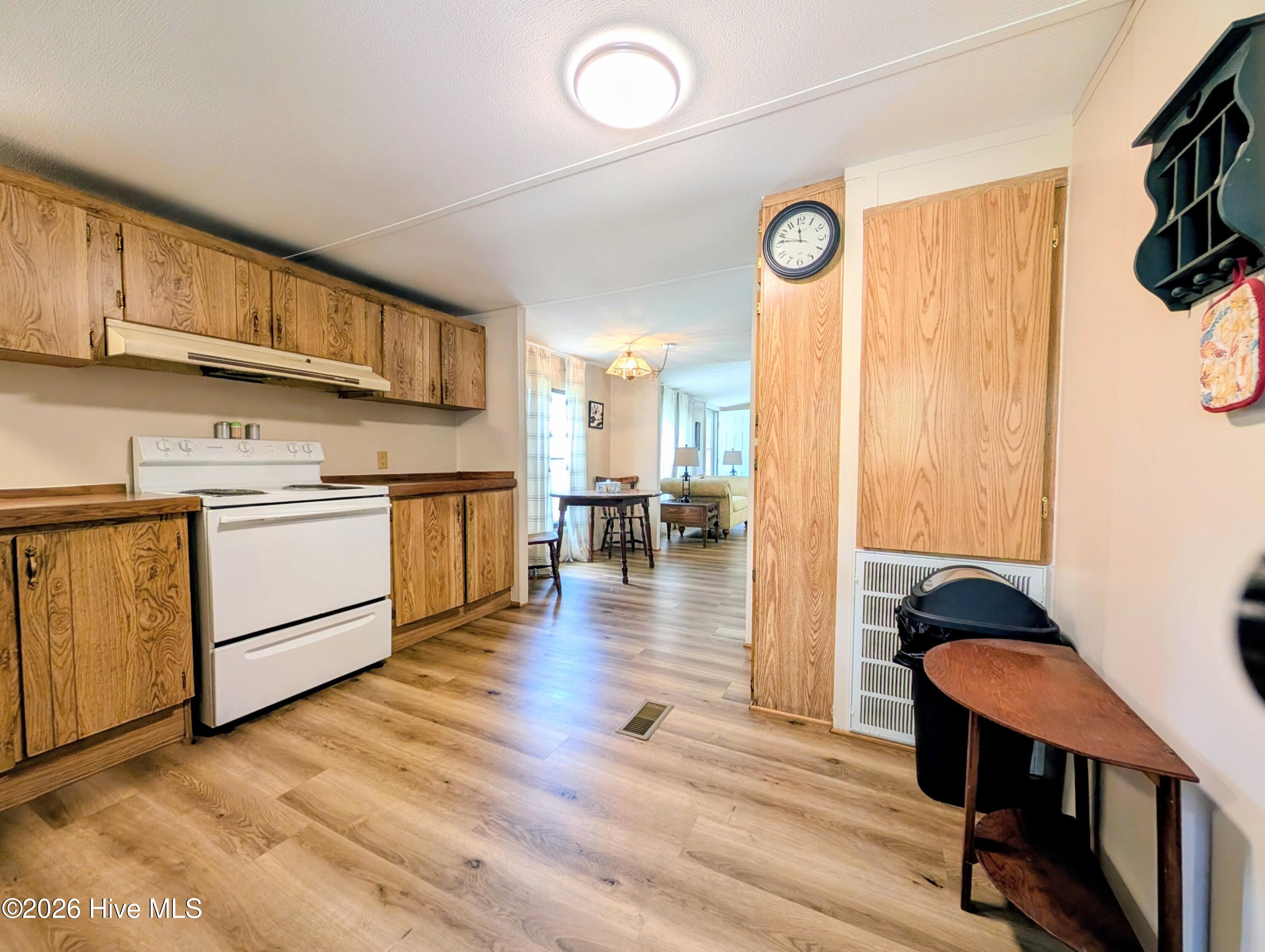 35 Saddle Ridge Road Currie, NC 28435 - Photo 22 of 30 Kitchen