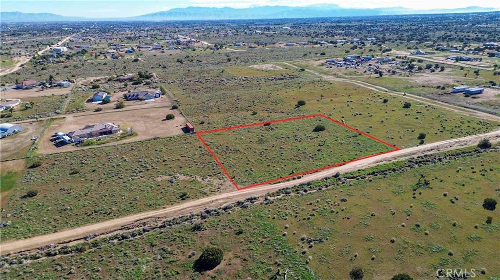 2 Buttemere Road Phelan, CA 92371 - Photo 7 of 16