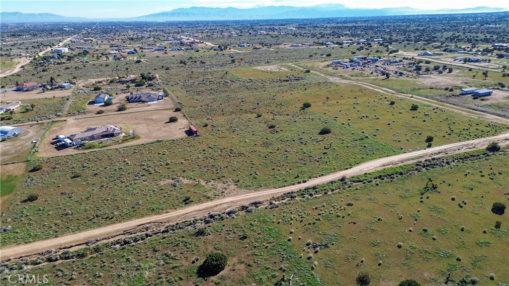 2 Buttemere Road Phelan, CA 92371 - Photo 8 of 16