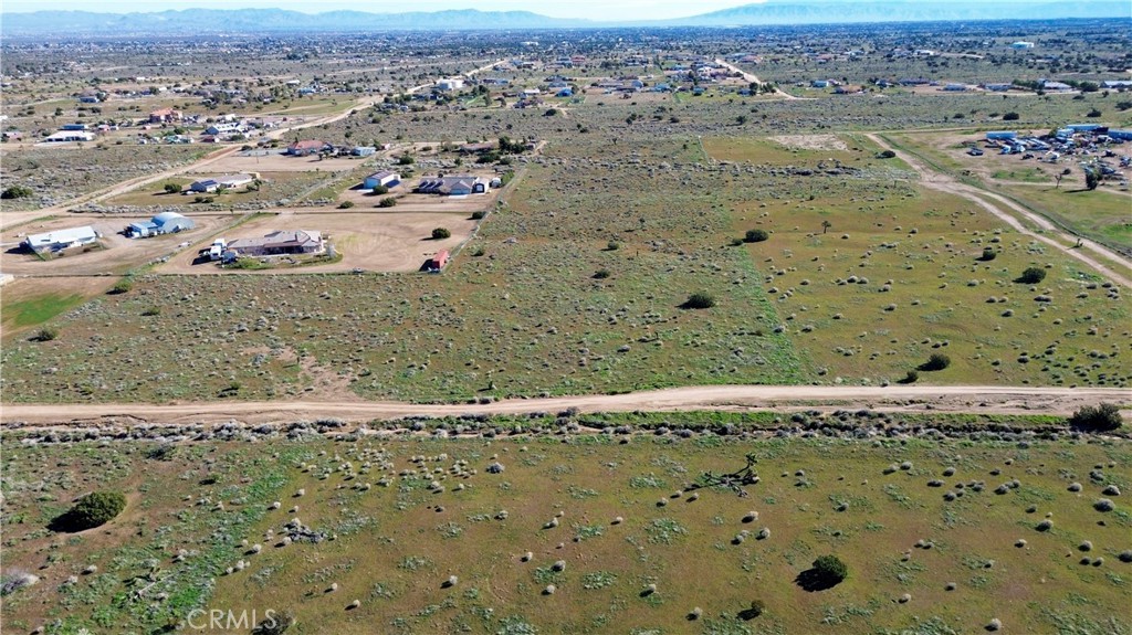 2 Buttemere Road Phelan, CA 92371 - Photo 10 of 16