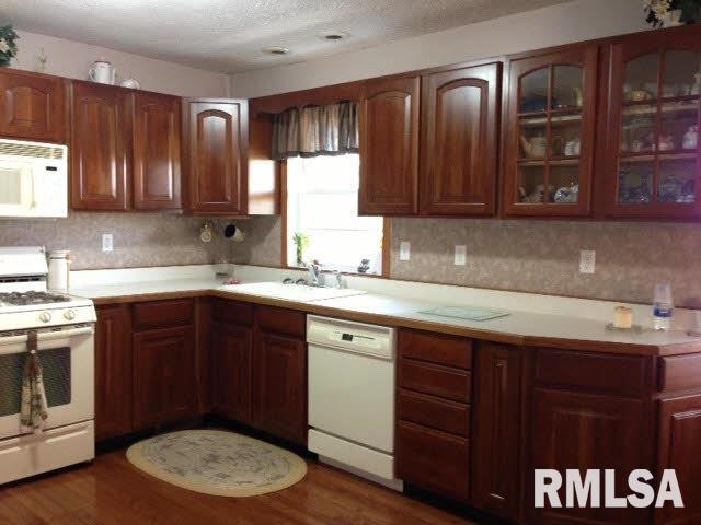 1035 Pond Ridge Road Murphysboro, IL 62966 - Photo 2 of 14 Gallery Image 2