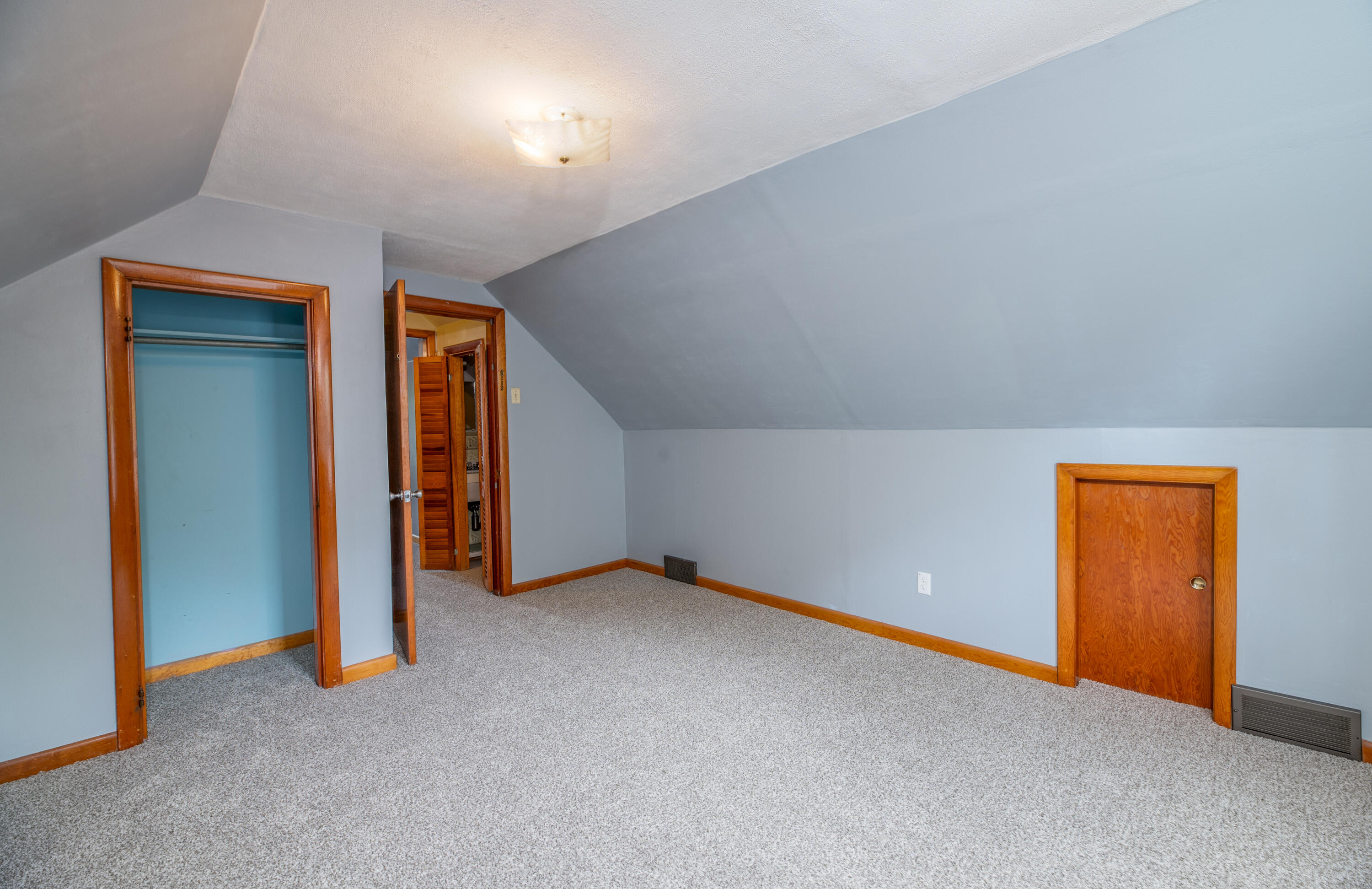16 Deforge Street Lewiston, ME 04240 - Photo 29 of 33 New4