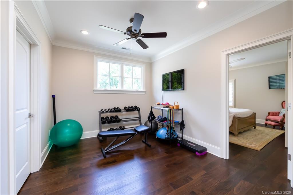 248 Meadowbrook Road Charlotte, NC 28211 - Photo 29 of 47 Gallery Image 29