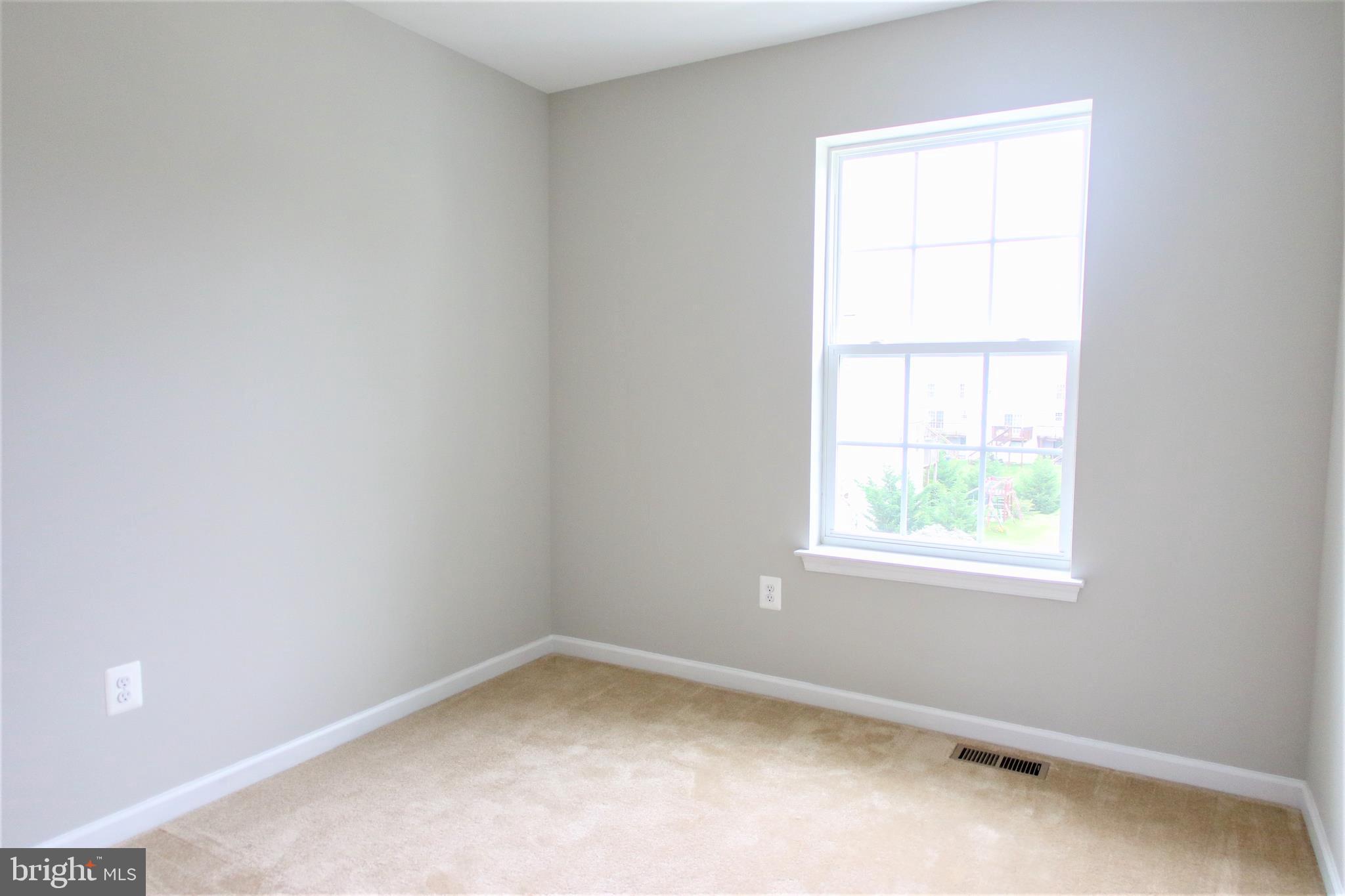 429 Rumbling Rock Road, Unit 256 Hedgesville, WV 25427 - Photo 15 of 17