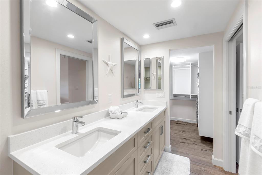 1000 Longboat Club Road, Unit 204 Longboat Key, FL 34228 - Photo 32 of 66