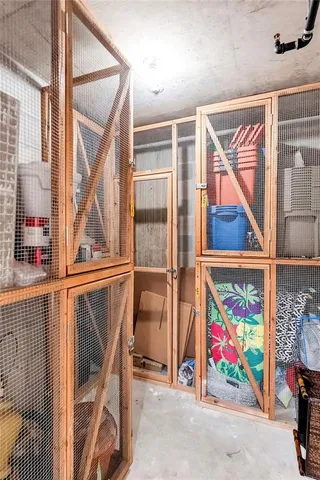 $949,000 | 1000 Longboat Club Road, Unit 204, Longboat Key, FL 34228