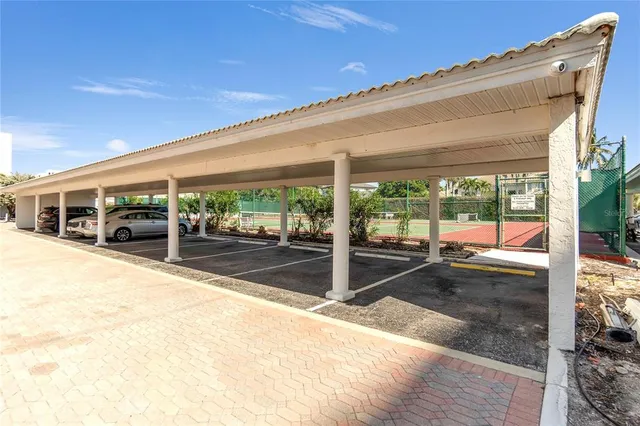 $949,000 | 1000 Longboat Club Road, Unit 204, Longboat Key, FL 34228