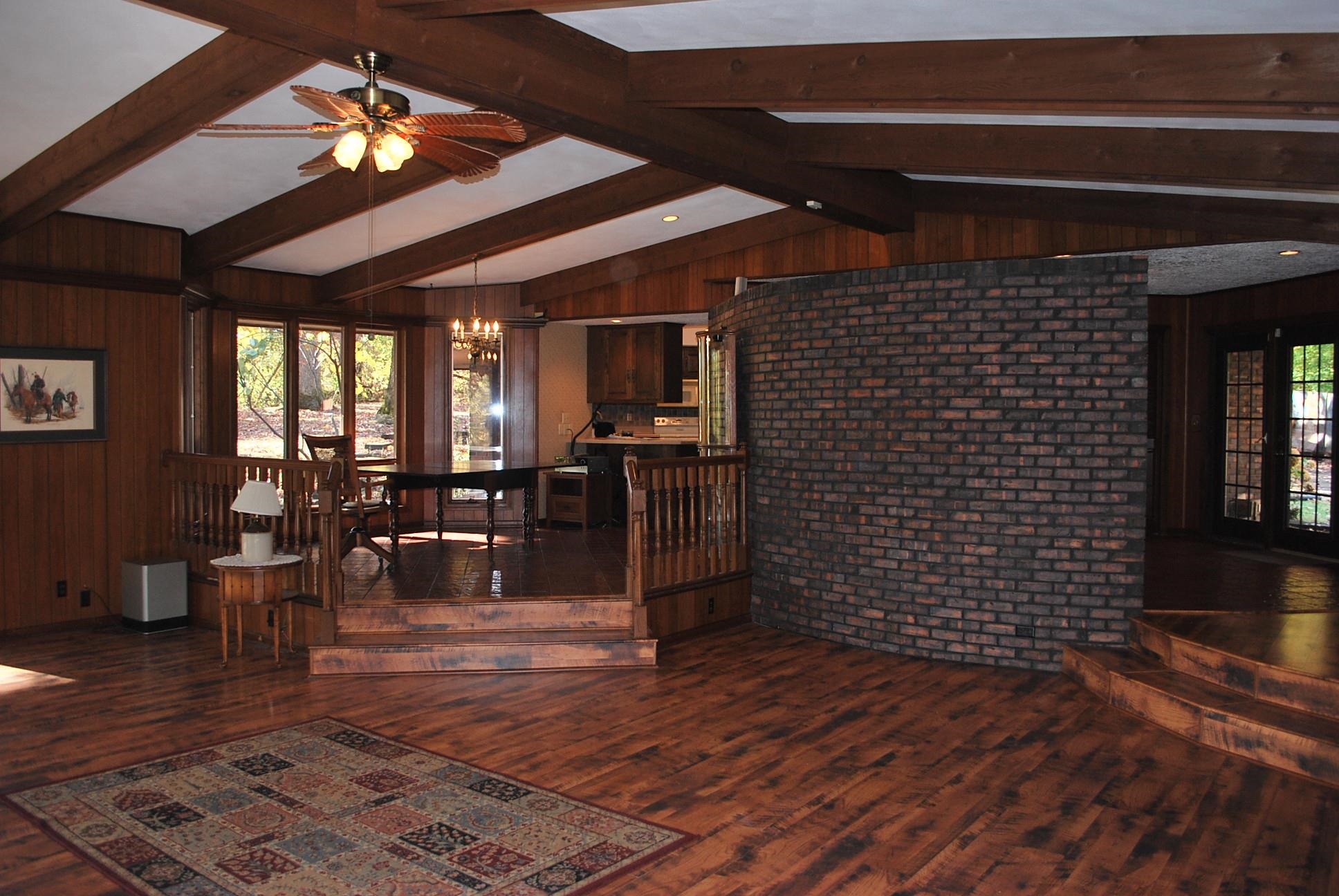 1870 Mill Road Rockford, IL 61108 - Photo 5 of 28