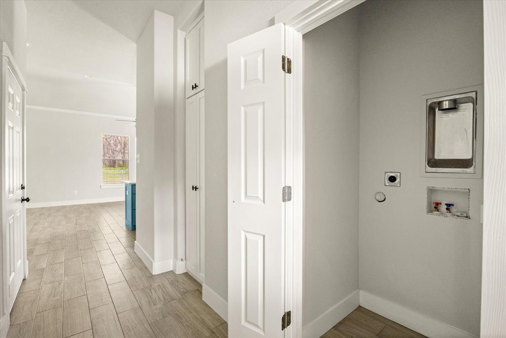 409 Cleveland Road Granbury, TX 76049 - Photo 12 of 23