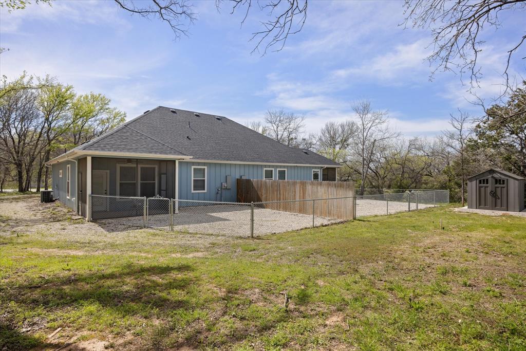 409 Cleveland Road Granbury, TX 76049 - Photo 22 of 23