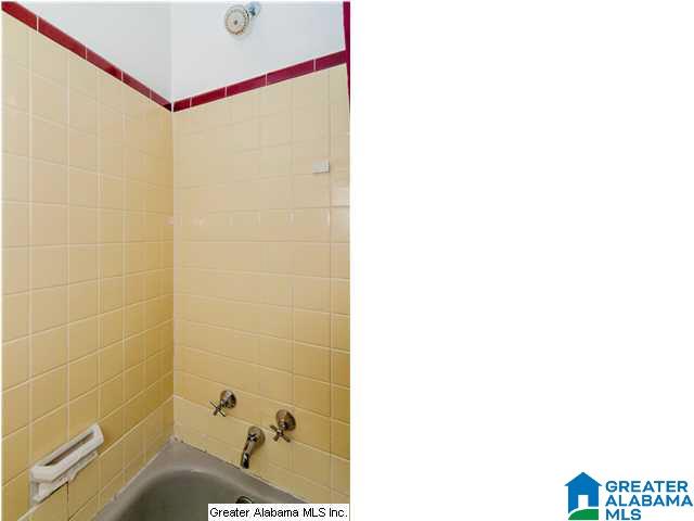 1520 Cresthill Road Birmingham, AL 35213 - Photo 20 of 42