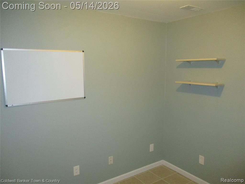 4610 Van Amberg Road Brighton, MI 48114 - Photo 33 of 42 Gallery Image 33