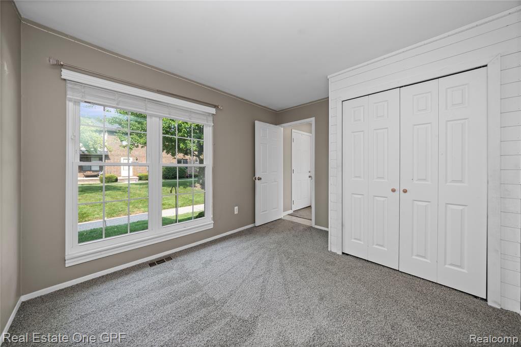 48558 Sugarbush Road Chesterfield, MI 48047 - Photo 20 of 26