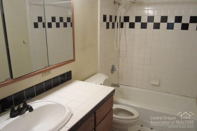 60370 Zuni Road Bend, OR 97702 - Photo 9 of 11 Additional Photo