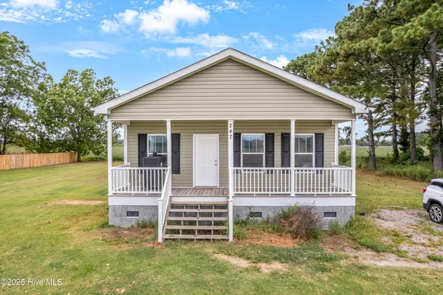 $295,000 | 247 Old Hickory Road, Hertford, NC 27944