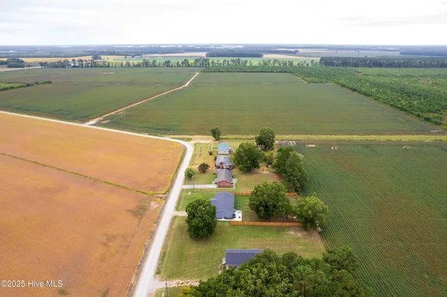 $295,000 | 247 Old Hickory Road, Hertford, NC 27944