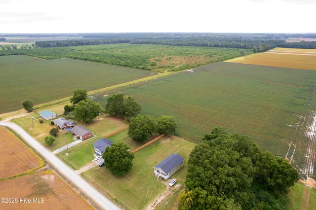 $295,000 | 247 Old Hickory Road, Hertford, NC 27944