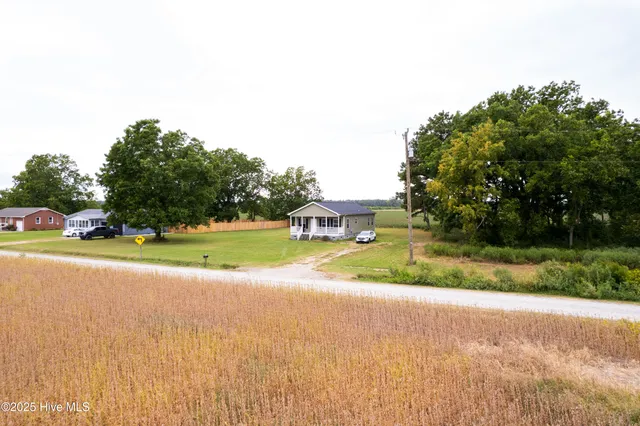 $295,000 | 247 Old Hickory Road, Hertford, NC 27944