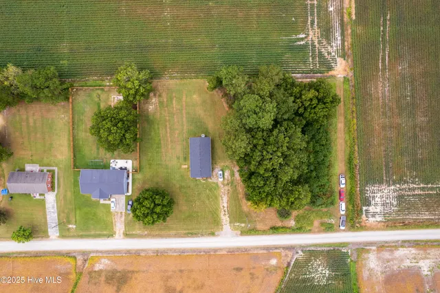 $295,000 | 247 Old Hickory Road, Hertford, NC 27944